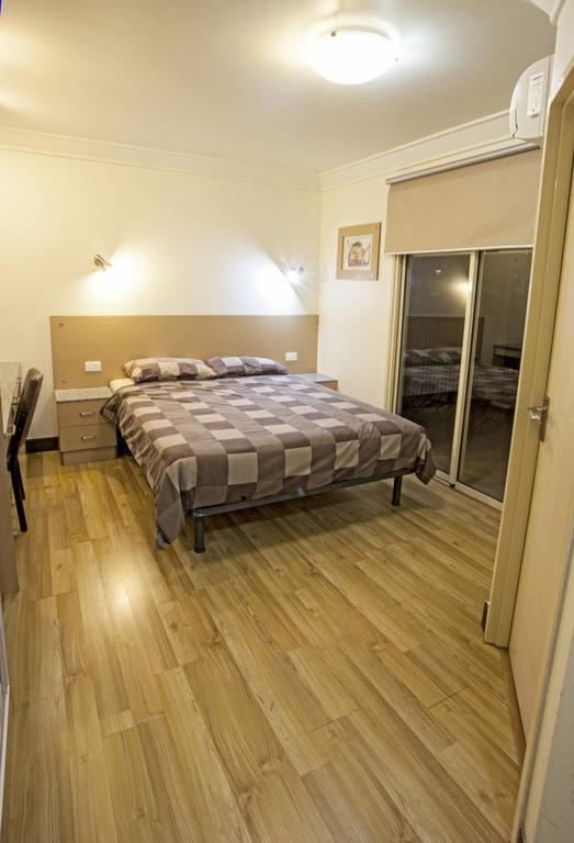 Cattrall Park Motel Karratha Habitación foto