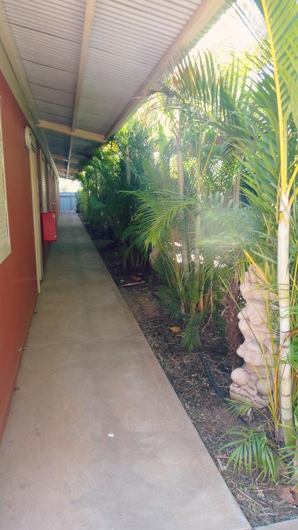 Cattrall Park Motel Karratha Exterior foto