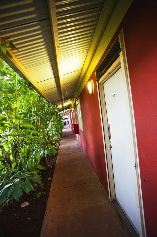 Cattrall Park Motel Karratha Exterior foto